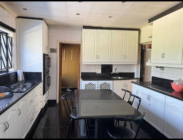 4 BEDROOM HOUSE FOR SALE IN ERASMIA